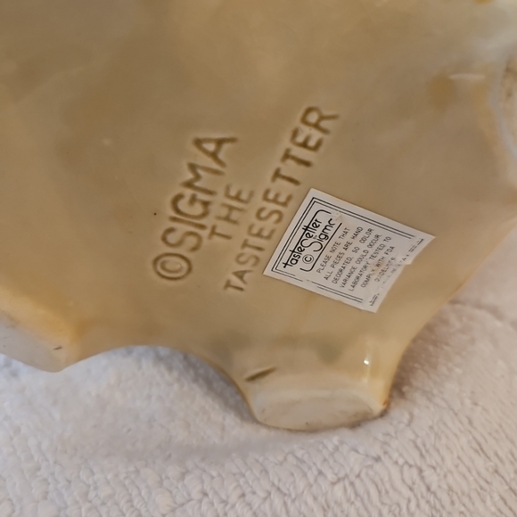 Vintage Sigma The Tastesetter Sitting Pig Chef Pitcher Ceramic Figurine 10” Tall - Picture 8 of 8